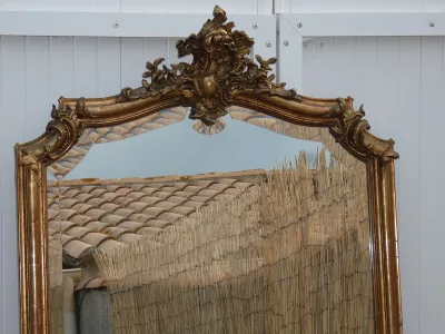 Miroir doré de style Louis XV rocaille époque Napoléon III vers 1875