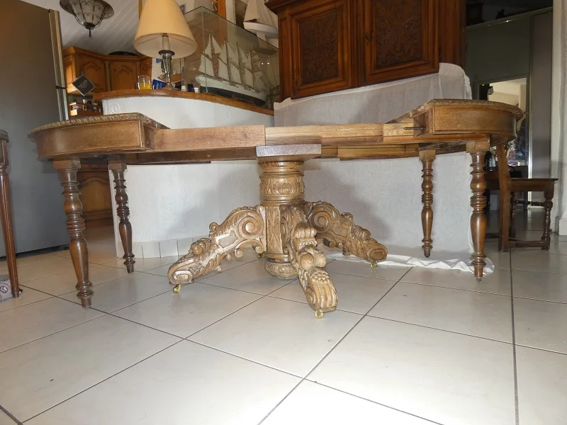 КРУГЛЫЙ РАЗДВИЖНОЙ СТОЛ