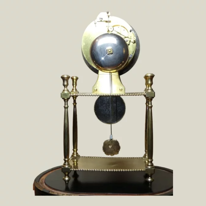 Pendule portique semi-squelette par jean louis Bouchet - fin 18ème début 19ème