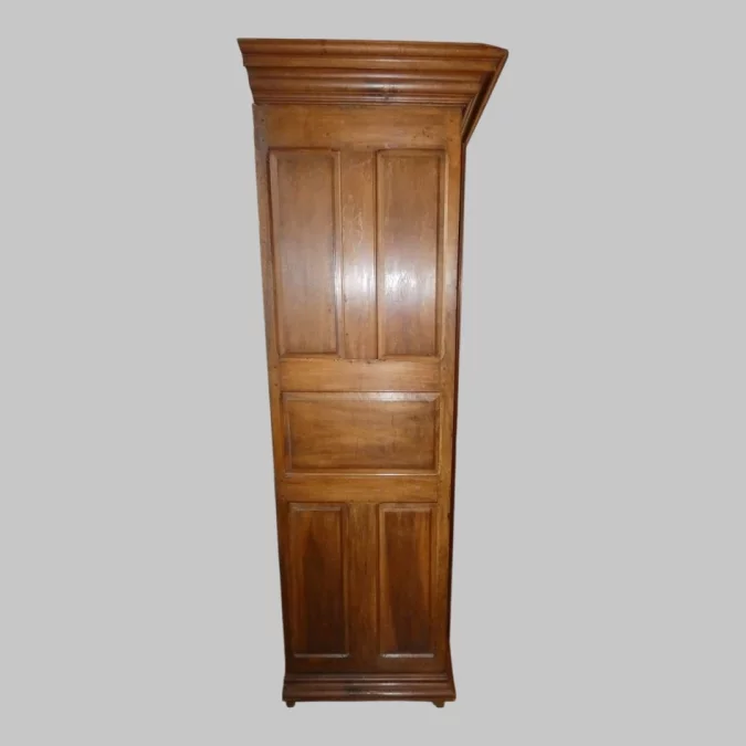 ARMARIO DE LOS SIGLOS XVII-XVIII