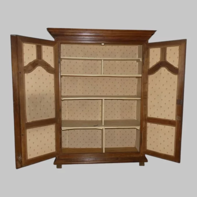 ARMARIO DE LOS SIGLOS XVII-XVIII