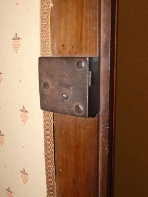 ARMARIO DE LOS SIGLOS XVII-XVIII