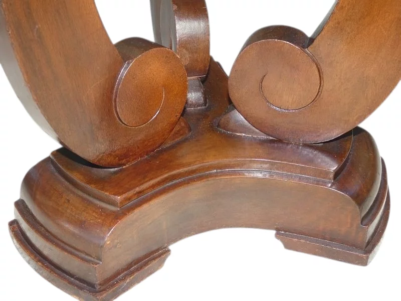 Guéridon , table basse , Art Déco en noyer vernis au tampon 1930/40