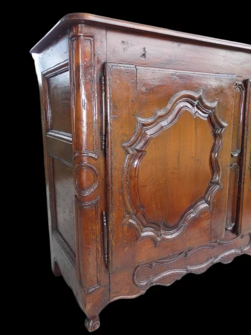 Enfilade 3 portes Régence en merisier début 18 ème