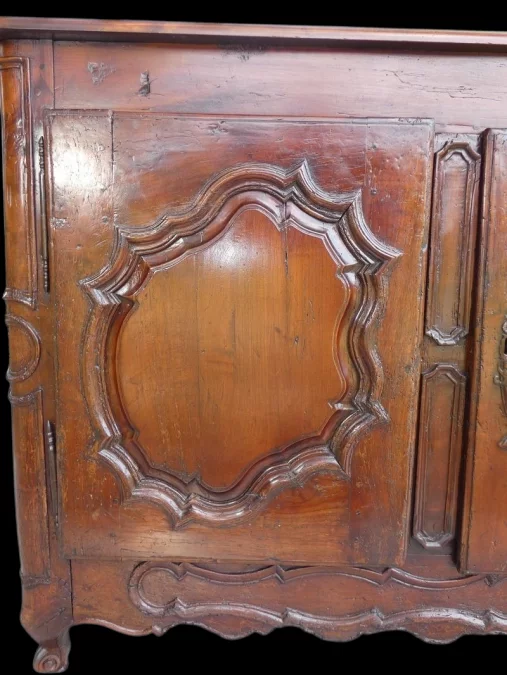 Enfilade 3 portes Régence en merisier début 18 ème