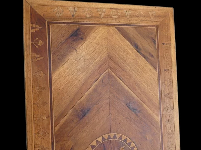 Italienischer Couchtisch