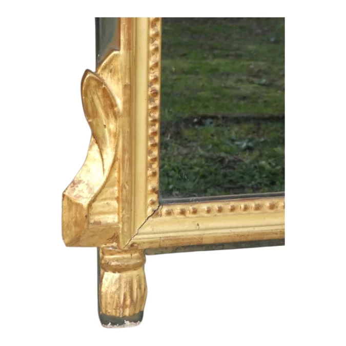 Miroir ancien de style Louis XVI Provençal , bois sculpté et doré fin 19 ème