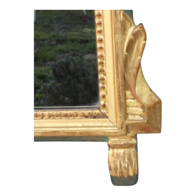 Miroir ancien de style Louis XVI Provençal , bois sculpté et doré fin 19 ème
