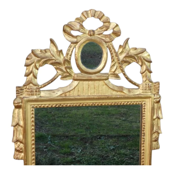 Miroir ancien de style Louis XVI Provençal , bois sculpté et doré fin 19 ème