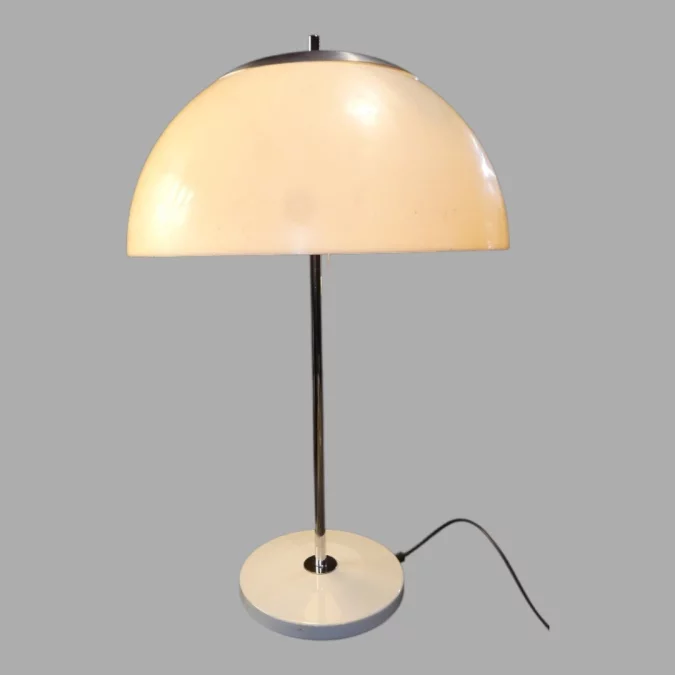 Weltraumzeitalter-Lampe