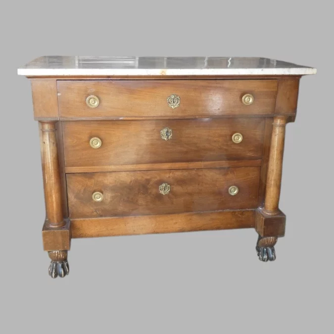 Kommode aus der Zeit des Französischen Kaiserreichs