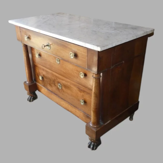 Kommode aus der Zeit des Französischen Kaiserreichs