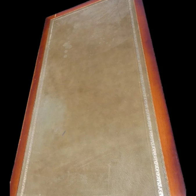 Schreibtisch im Stil eines französischen Direktoriums