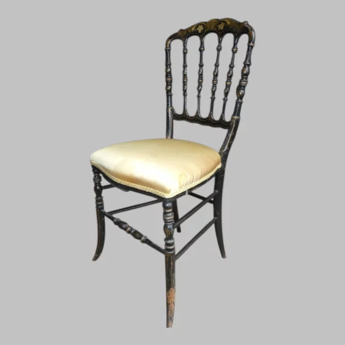 Stuhl aus der Napoleon-III.-Zeit