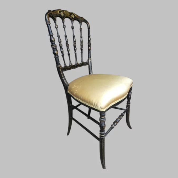 Stuhl aus der Napoleon-III.-Zeit