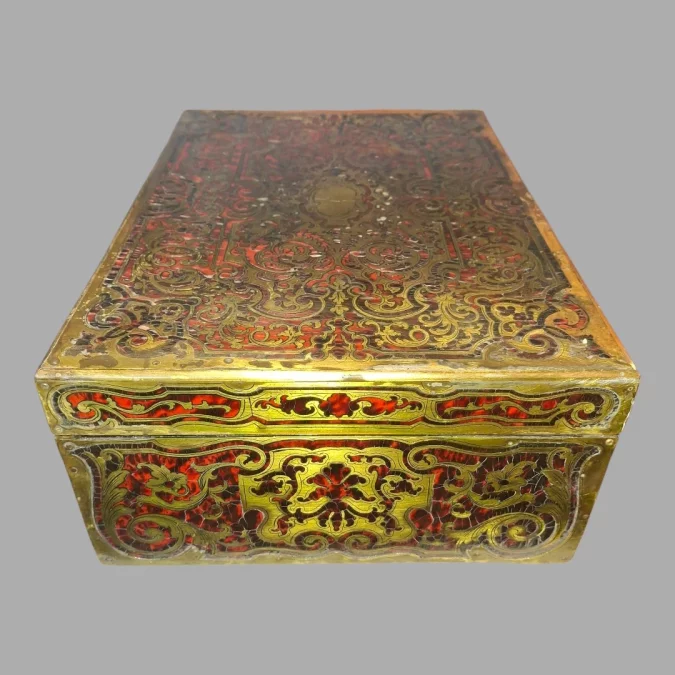 Schachtel in Boulle-Intarsien