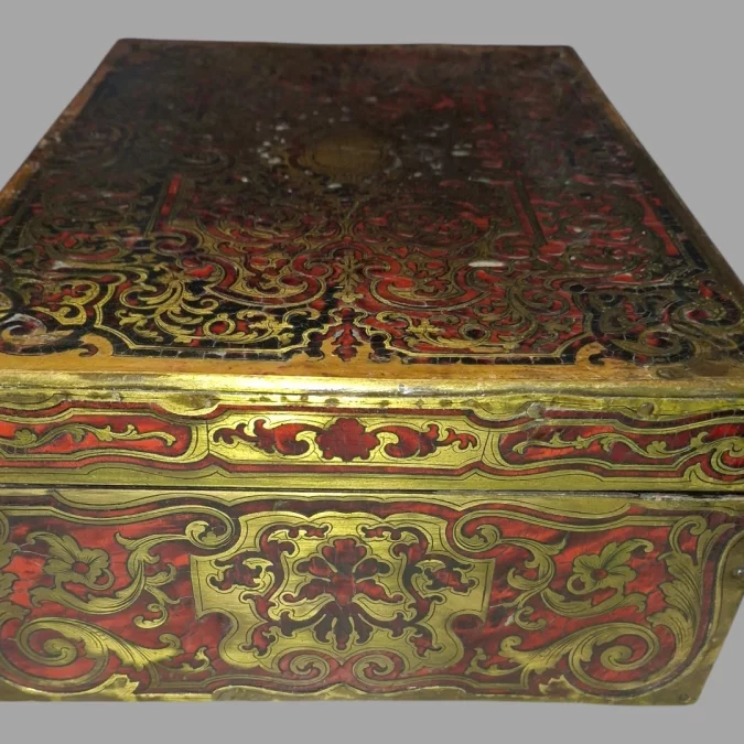 Schachtel in Boulle-Intarsien