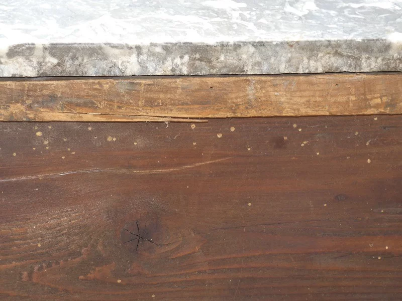 Commode tombeau Régence en noyer -Sud de la France - Provence début 18ème