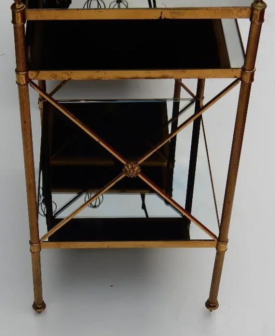 1950/70′ Pair of 3-Tier Brass Shelves Maison Baguès Black Opaline Trays