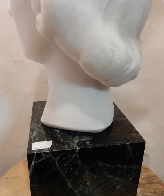 1930′ Art Deco Head Of A Woman In Marble Signed By M. Di Domenico