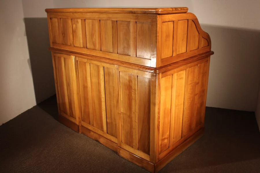 ROLLTOP-SCHREIBTISCH