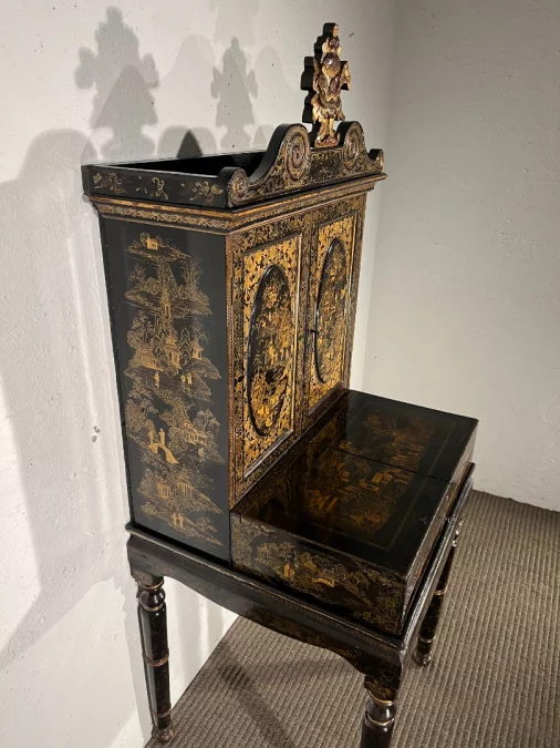 ESCRITORIO DE ESTILO JAPONÉS