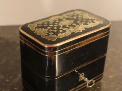 Boîte à parfum musicale