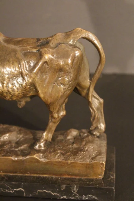 Taureau en bronze