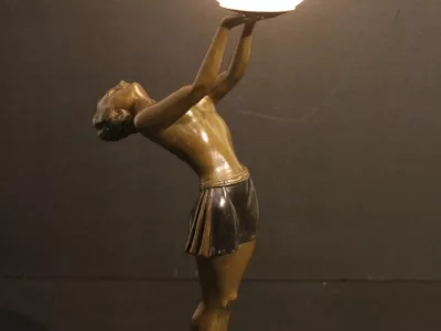 装饰艺术风格灯具