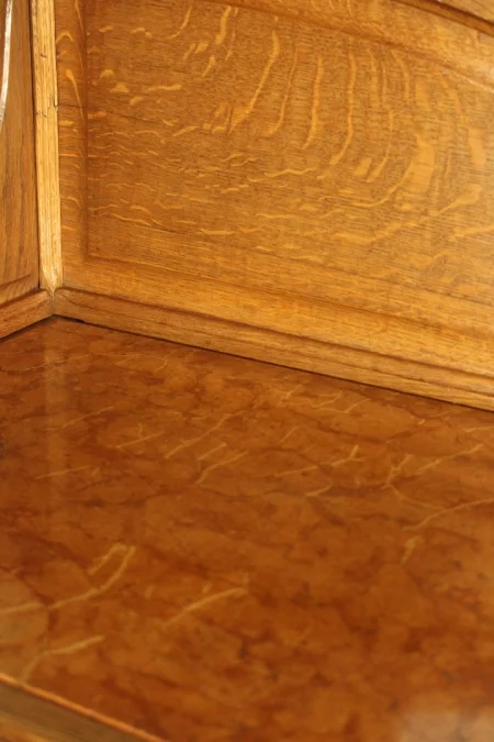 Desserte Art Nouveau