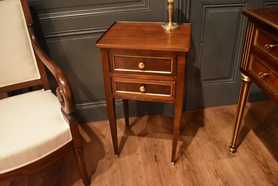 Chevet de style Louis XVI