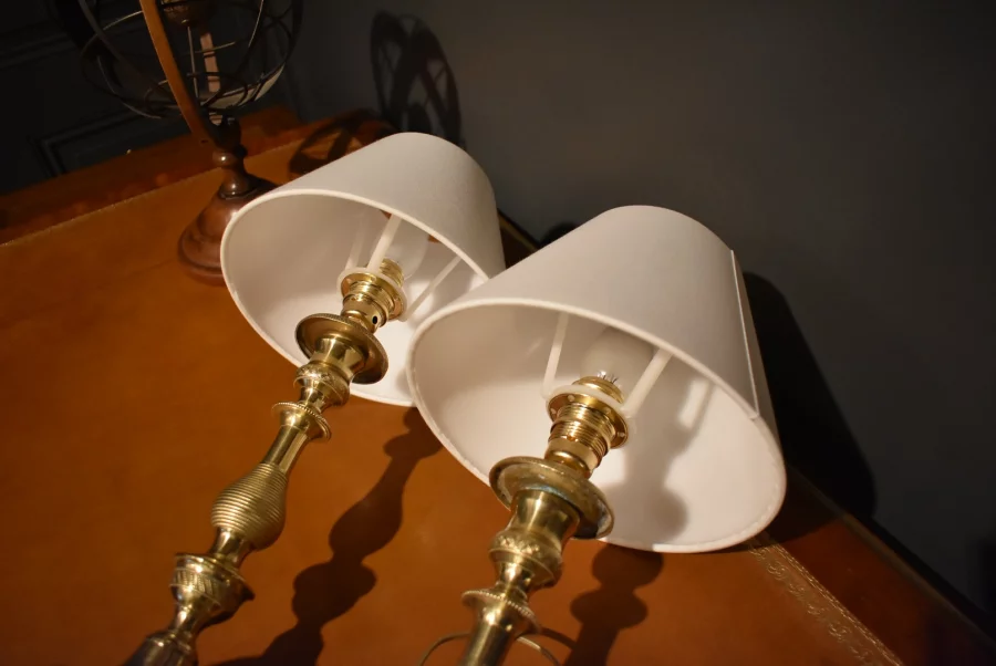 Paire de lampes en bronze