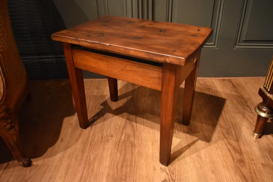 Petite table d'appoint