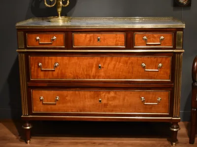 Commode Louis XVI en acajou