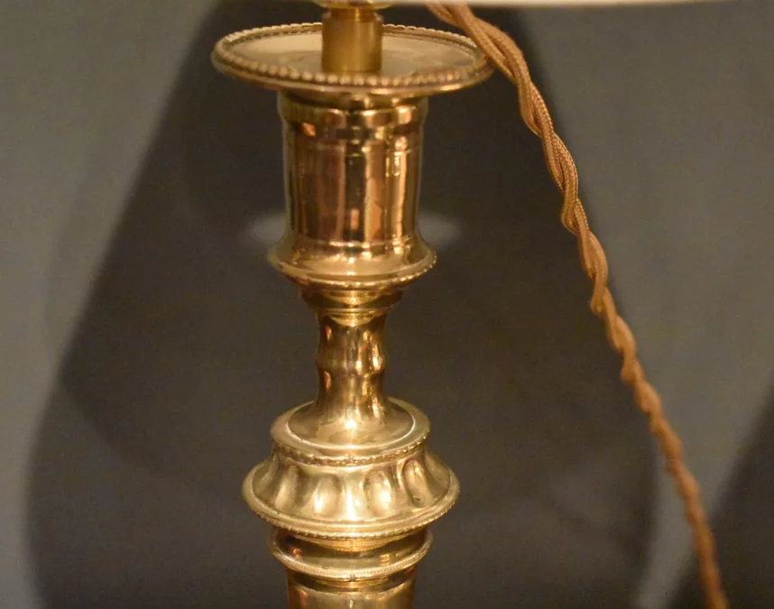 Paire de lampes en bronze