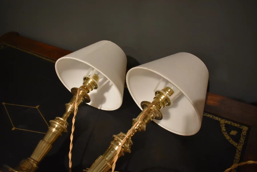 Paire de lampes en bronze