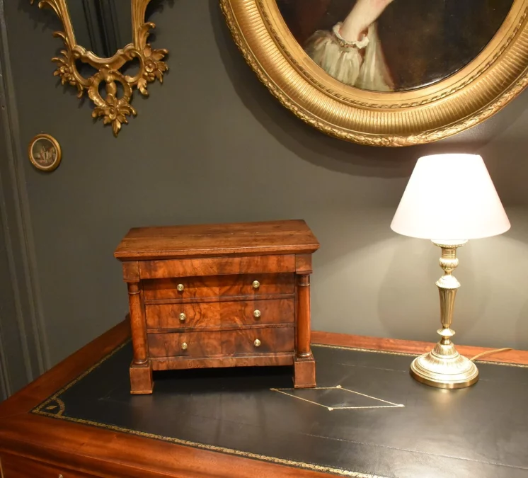 Commode de maitrise Empire