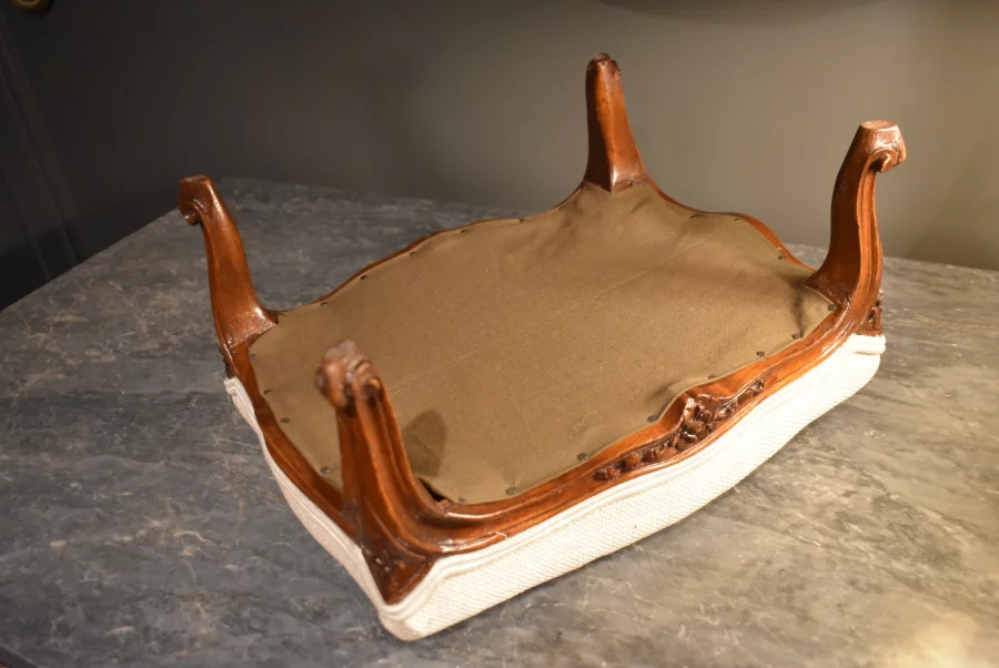 Tabouret de pieds de style Louis XV