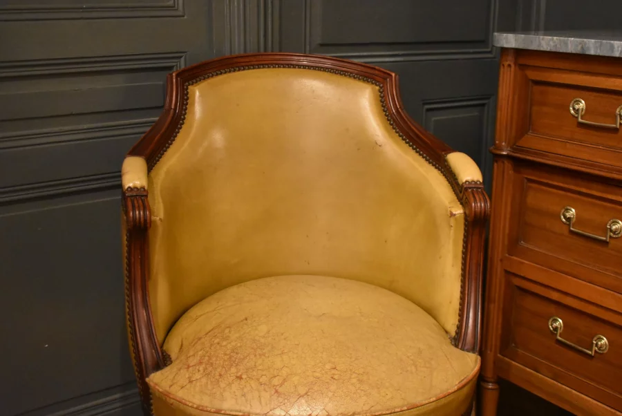 Fauteuil de bureau de style Louis XVI