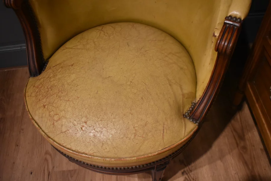 Fauteuil de bureau de style Louis XVI
