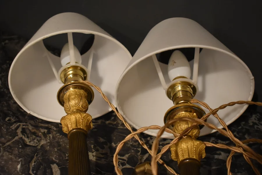 Paire de lampes en bronze doré