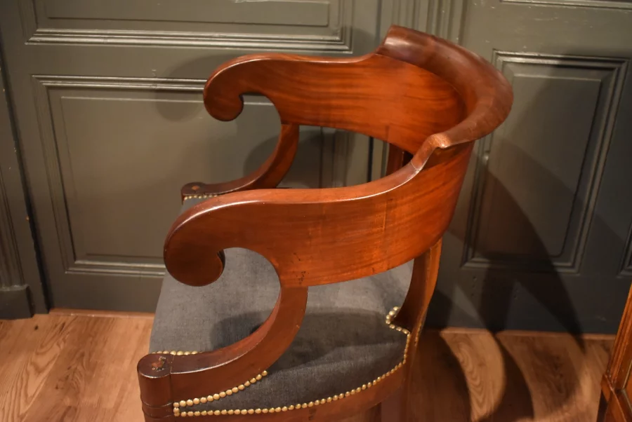 Fauteuil de bureau en acajou