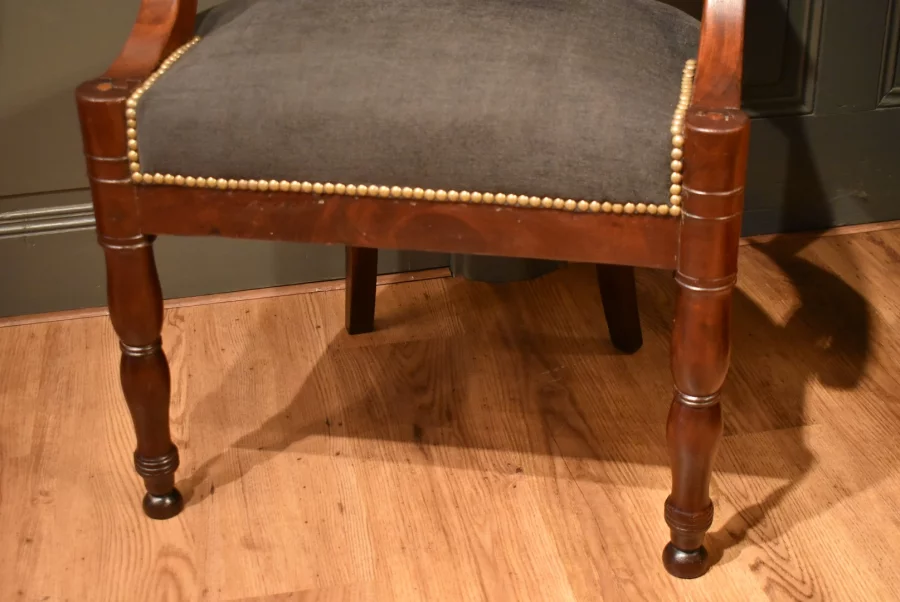 Fauteuil de bureau en acajou