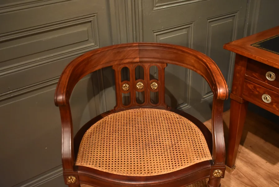 Fauteuil de bureau de style Louis XVI