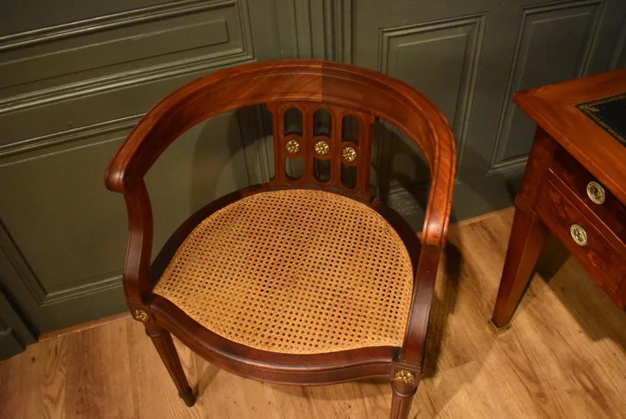 Fauteuil de bureau de style Louis XVI