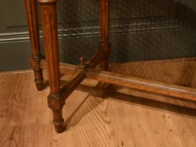 Banquette cannée de style Louis XVI