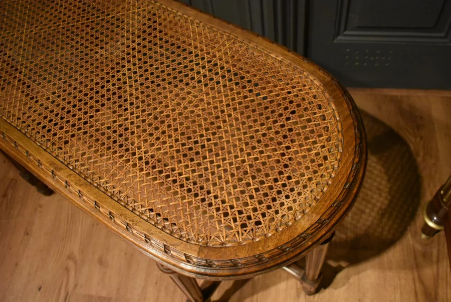 Banquette cannée de style Louis XVI