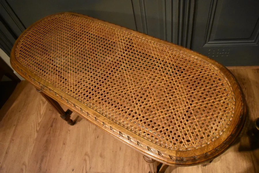 Banquette cannée de style Louis XVI