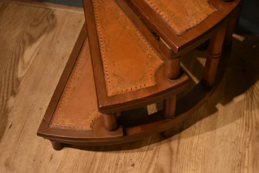 Escabeau de bibliothèque