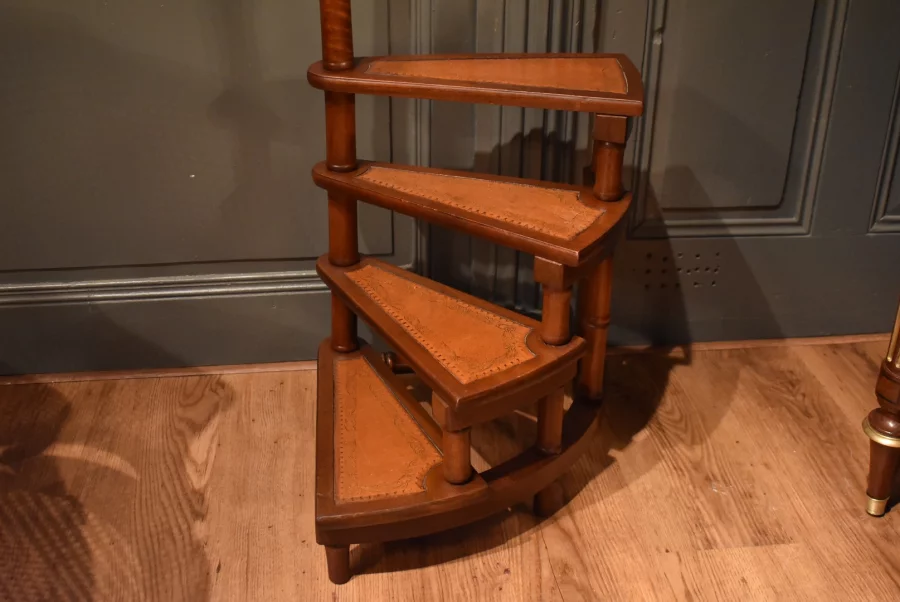 Escabeau de bibliothèque